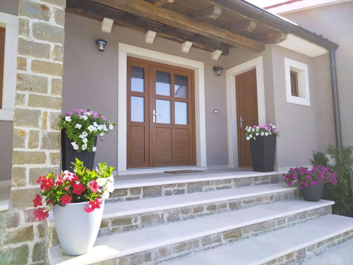 Villa Meloni Motovun Eksteriør billede