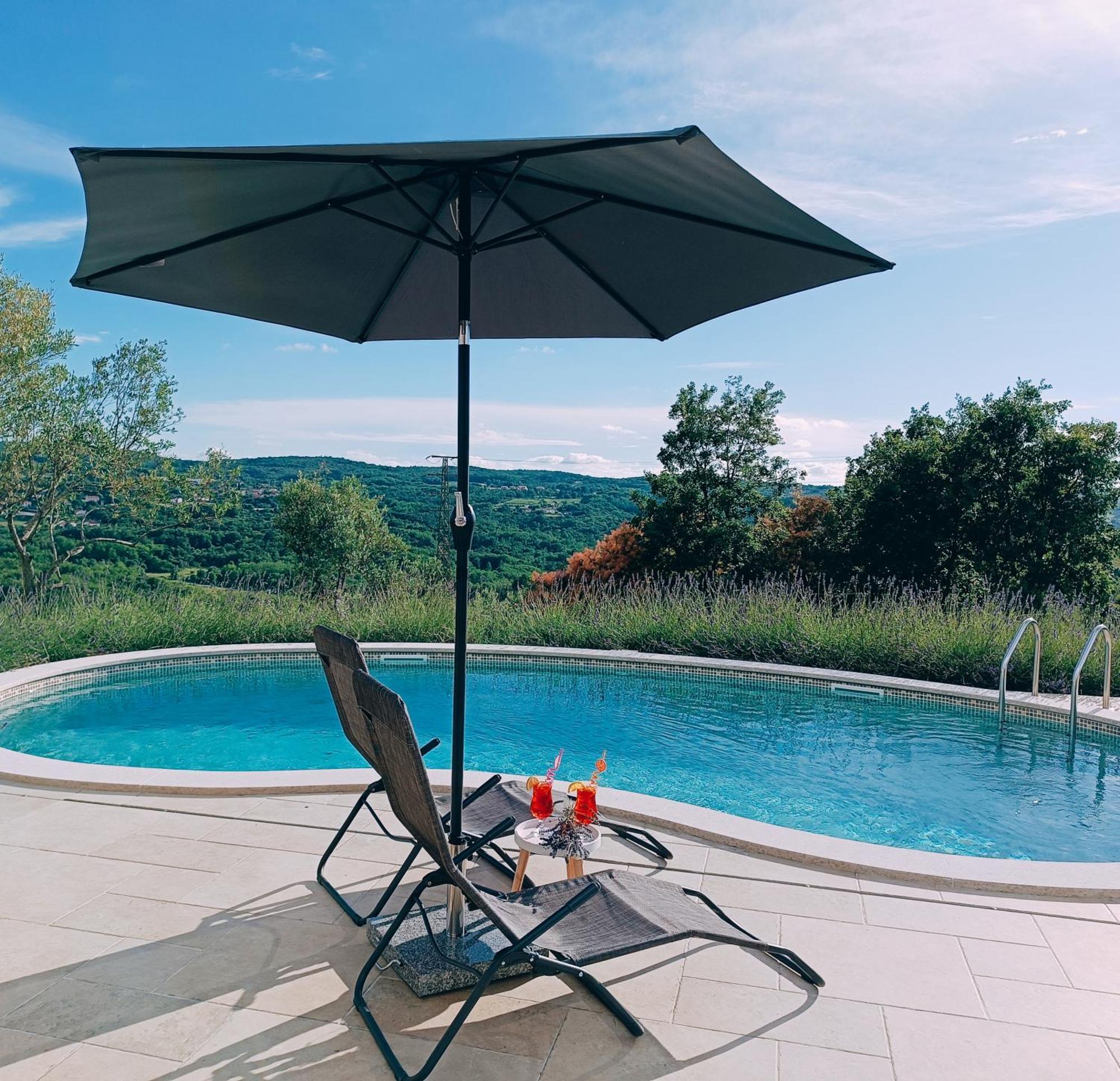 Villa Meloni Motovun Eksteriør billede